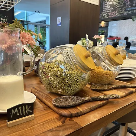 Kokotel Bangkok Dheva Thonglor