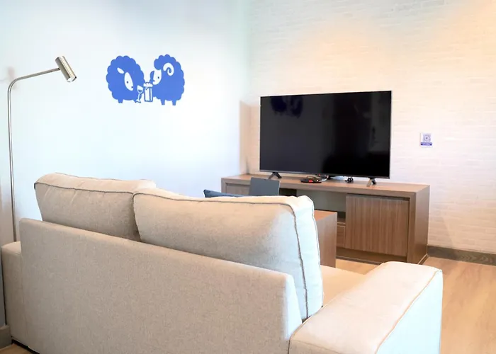 מלון Kokotel Dheva Thonglor 4*